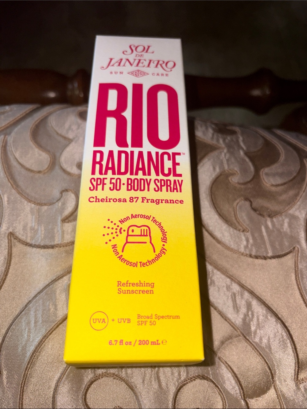 Sol de Janeiro Rio Radiance Body Spray in Yellow & Hot Pink